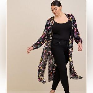 Torrid Floral Crepe Lace Trim Kimono Size 2